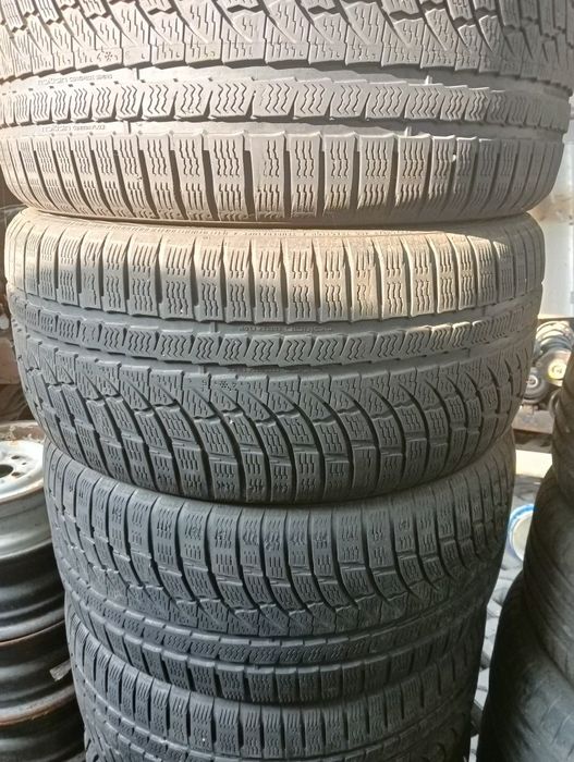 Opony Zimowe Nokian 225/40/19