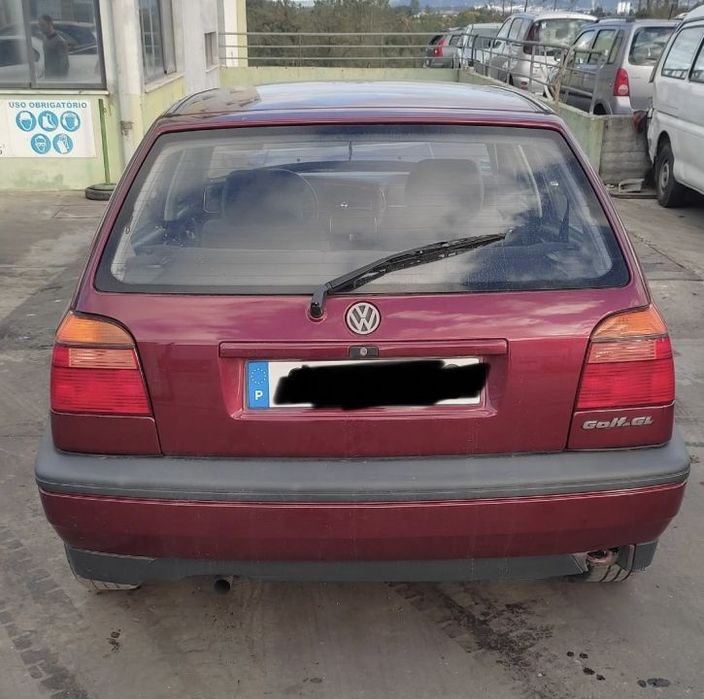 Vw Golf 3 1.4i de 1993 disponível para peças