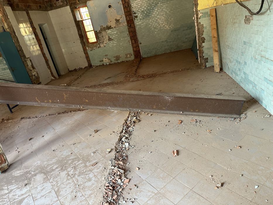 Продам балку двутаур