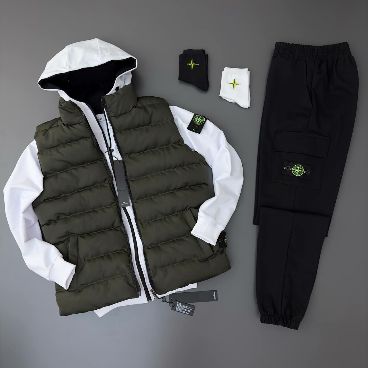 STONE ISLAND спортивний костюм . Жилет.  Футболка