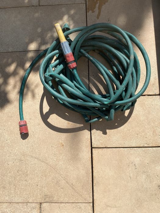 Wąż ogrodowy wraz ze złączkami