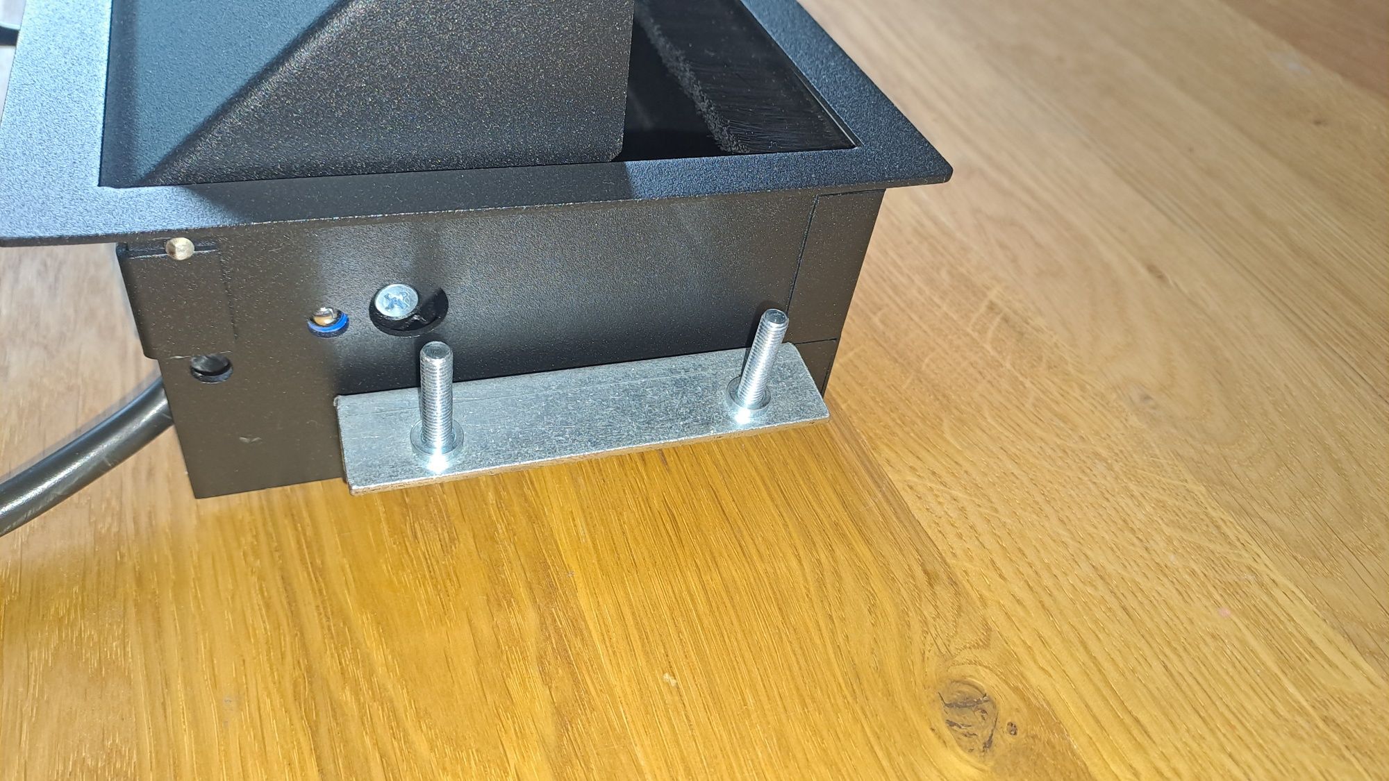 Mediaport Maxbert Magnat Box