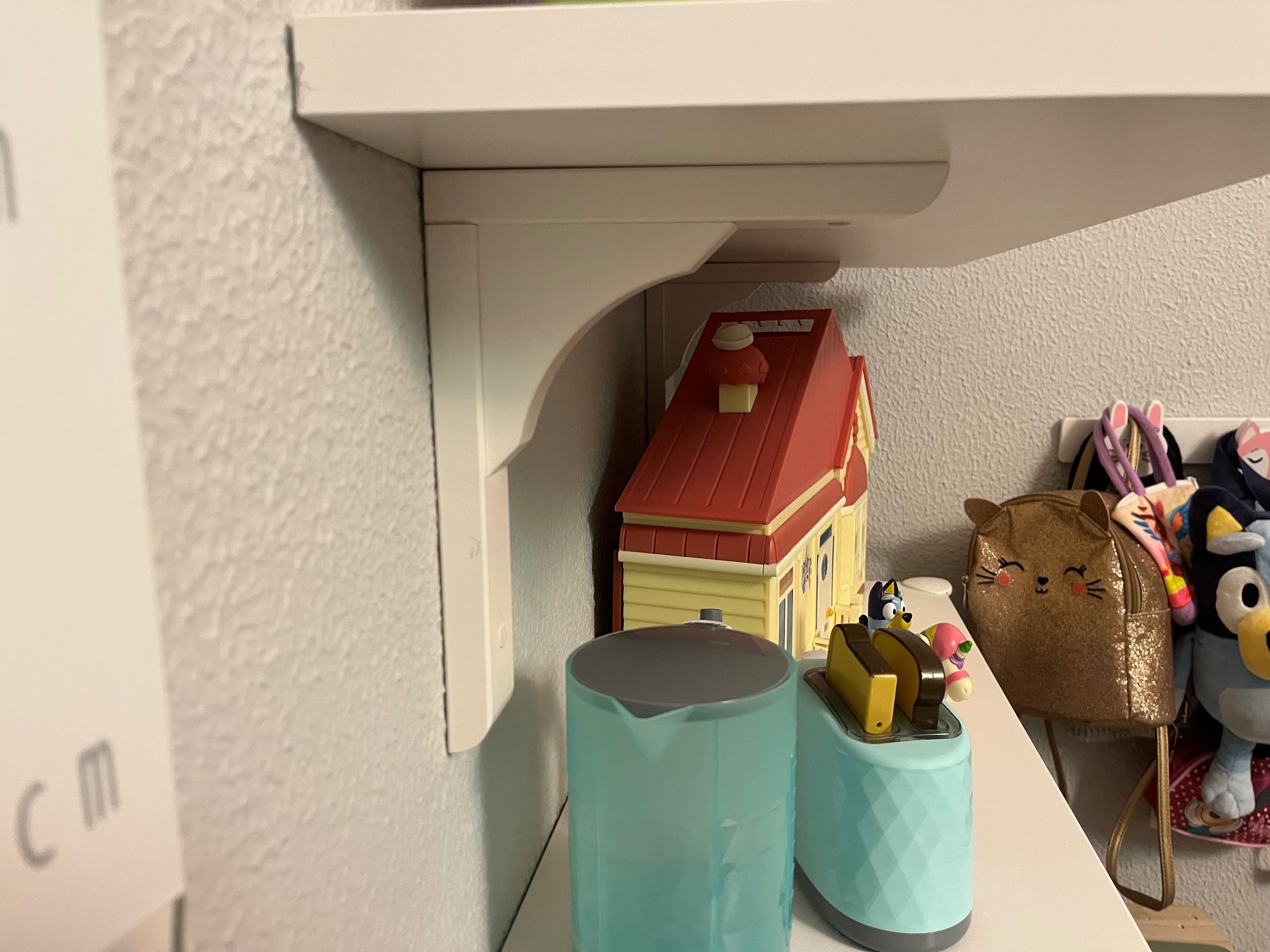 Prateleiras Ikea