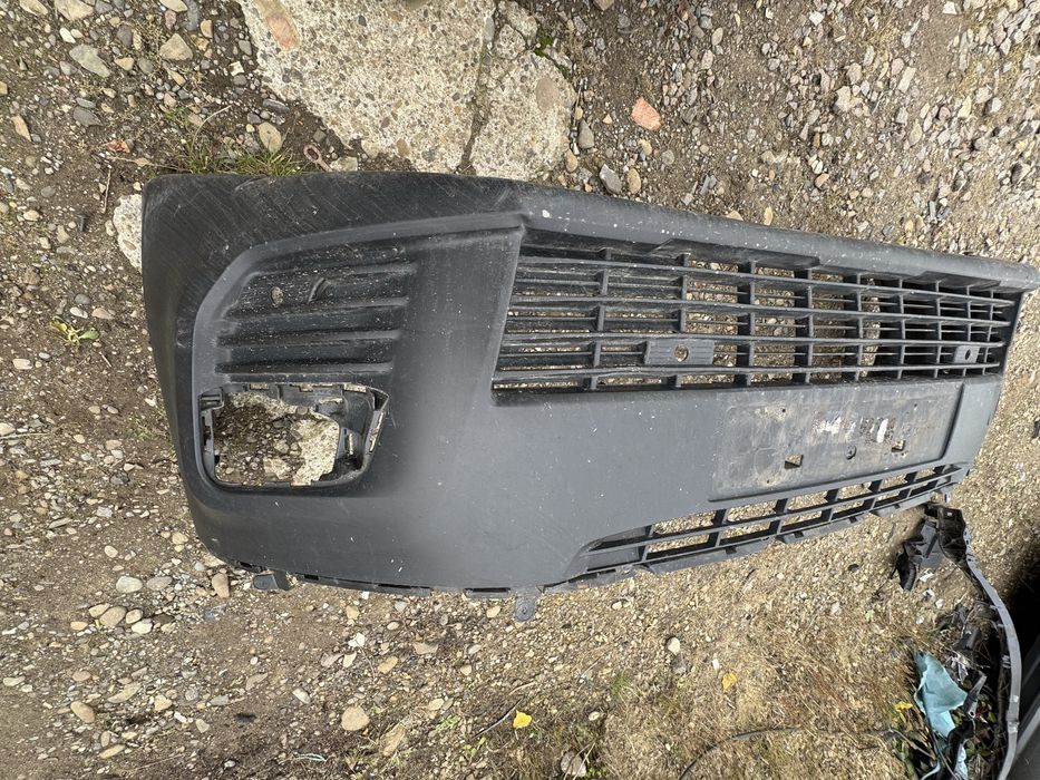 Бампер передній berlingo 2020