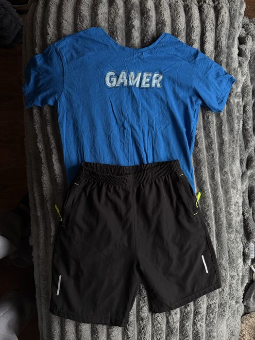 Шорти та футболки на хлопчика