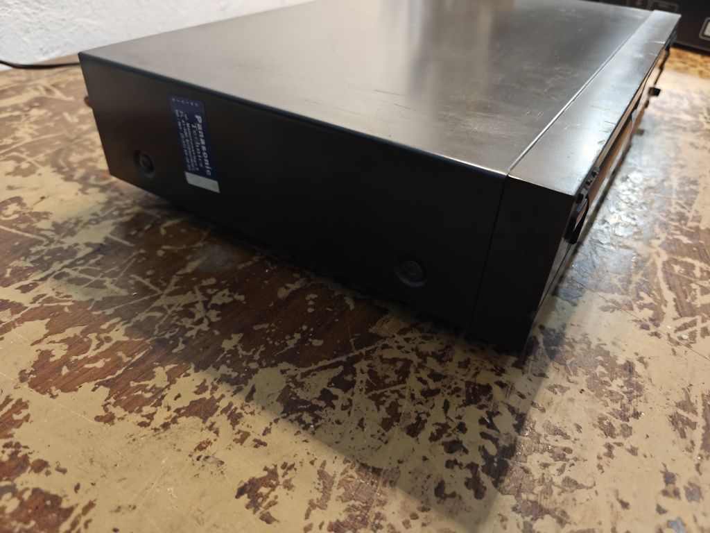 Odtwarzacz CD Technics SL-P377A