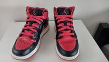 Nike Air Jordan MID 1