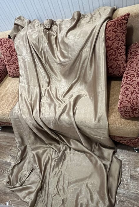 Сірі срібні 360*200 та коричневі штори 350*240- пошиті