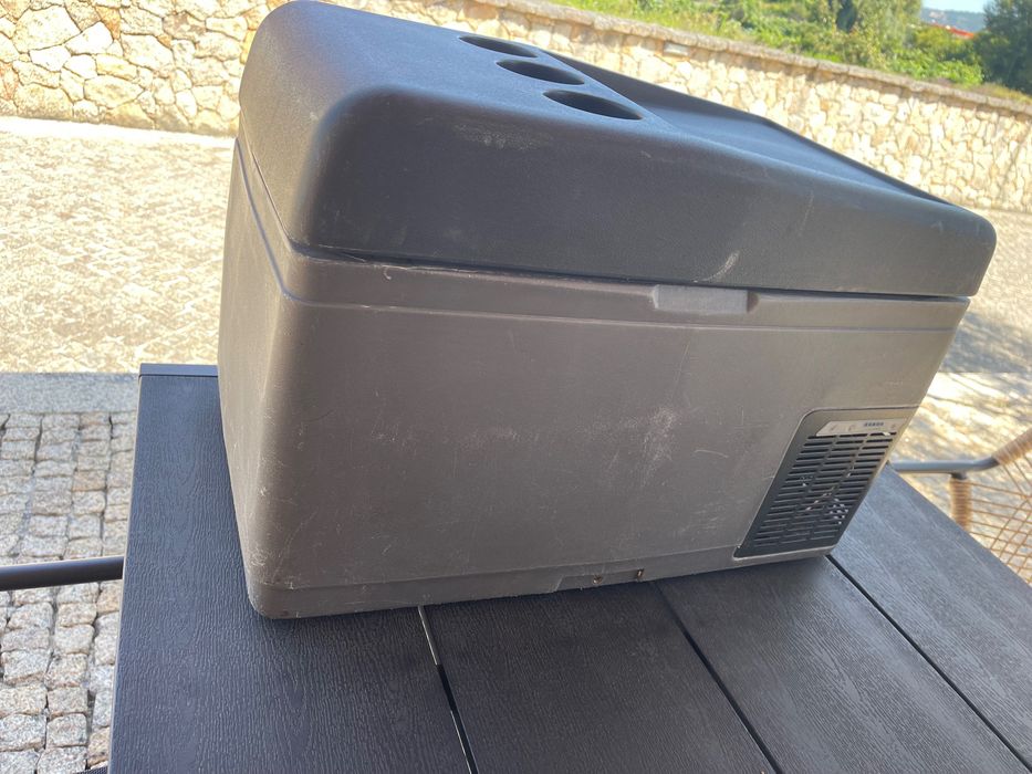 Vendo dois Frigoríficos para camião em bom estado