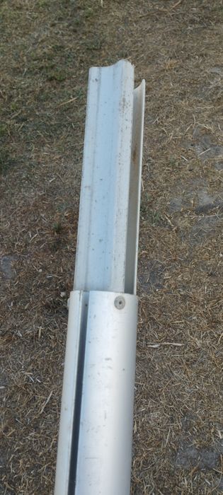 Mastro e estai em perfeitas condições