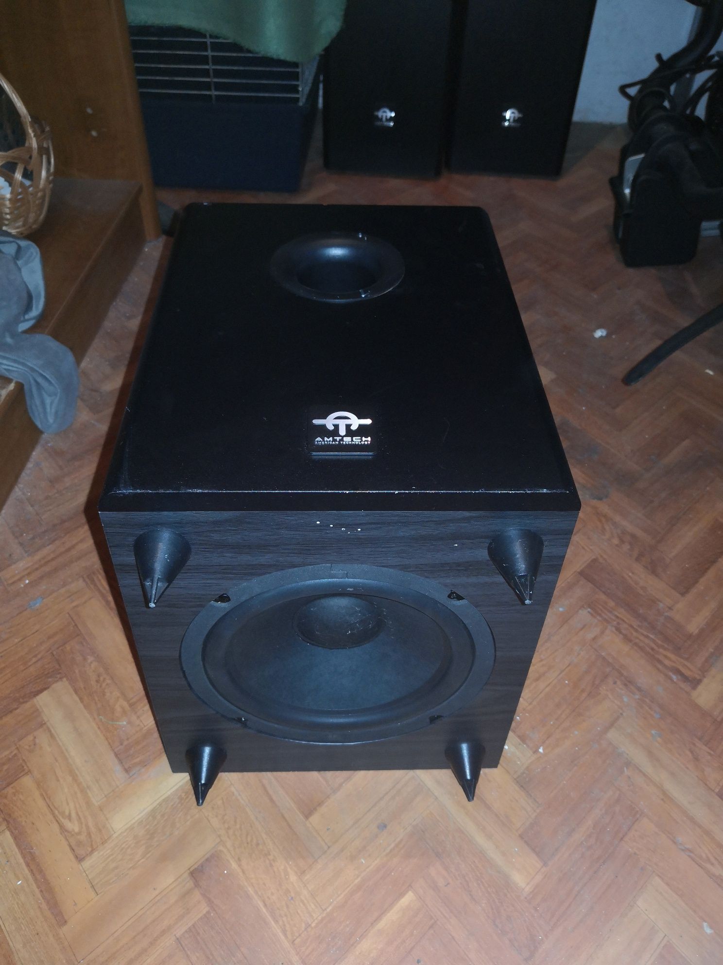 Zestaw głośników i subwoofer