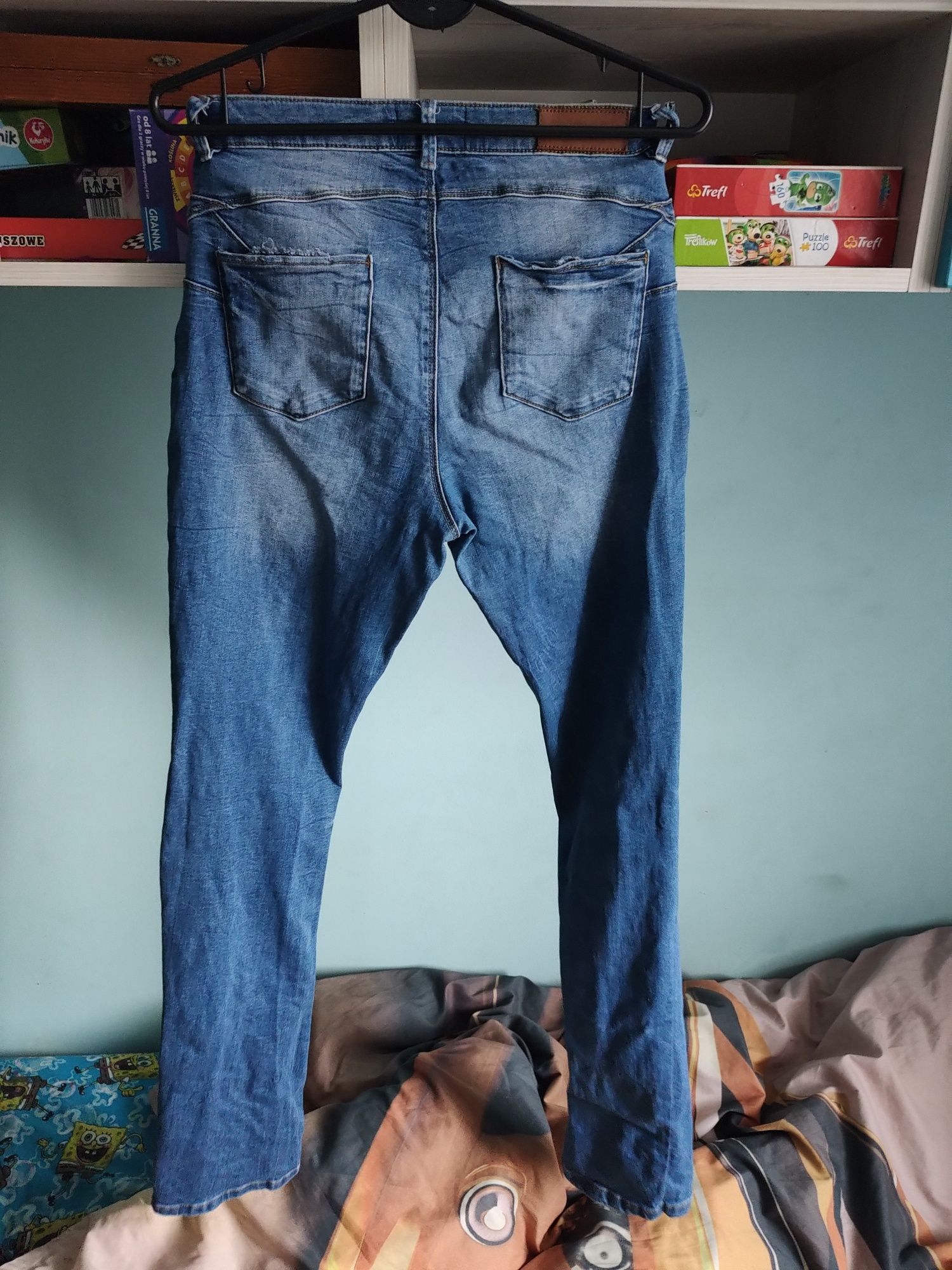 Spodnie jeansy proste