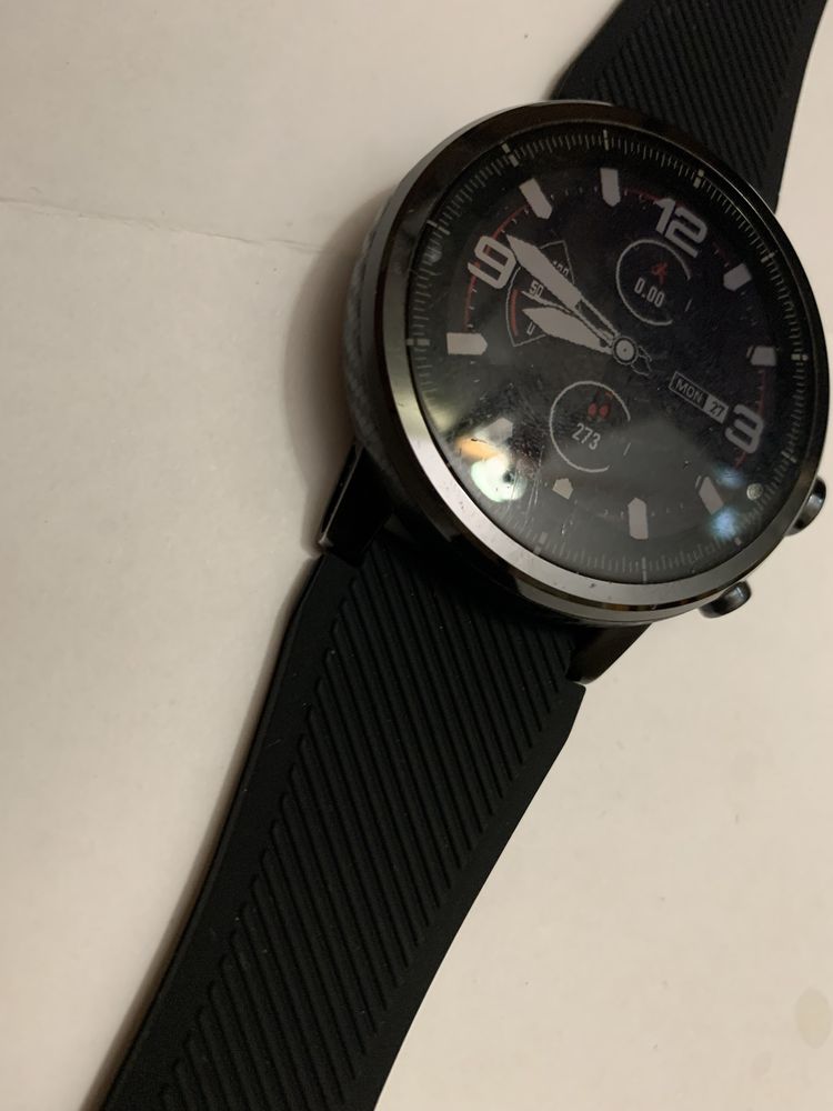 Смарт годинник Amazfit Stratos