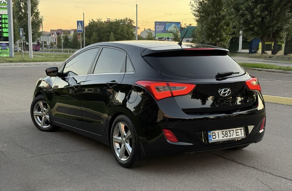 Hyundai i30 1.6MPI Дуже Гарна Офіціал!