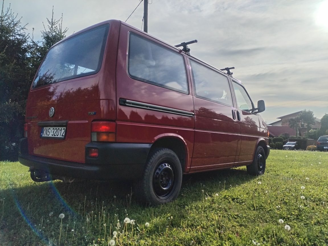 Volkswagen T4 2.5 65 KW 9 miejsc hak