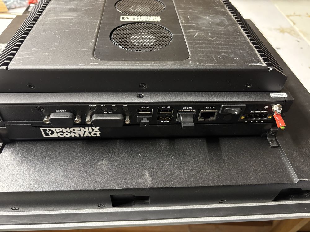 Kompeter przemyslowy panelowy all in one Phoenix contact 2xRJ45