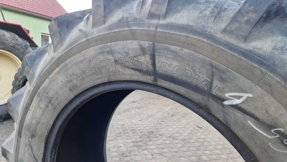 16.9r30 16.9-30, 420/85r30 Kleber 80% bez napraw