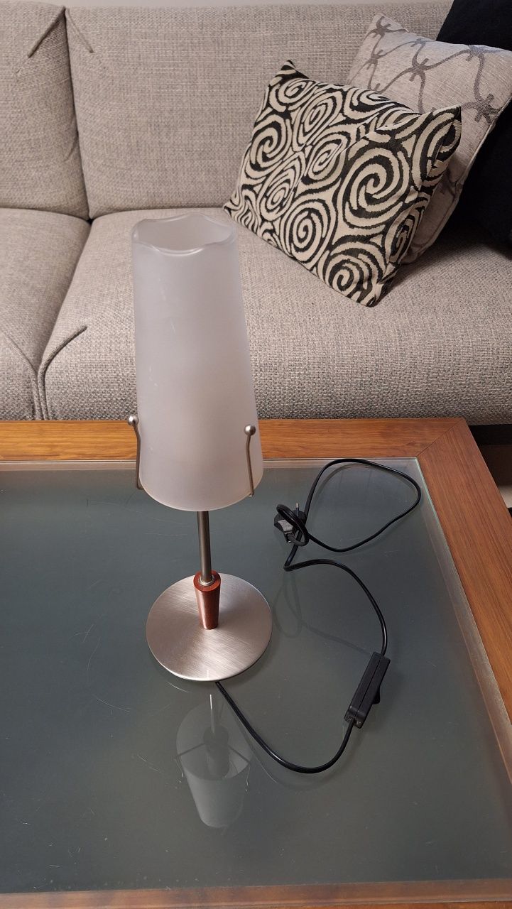Cadeeiro de mesa