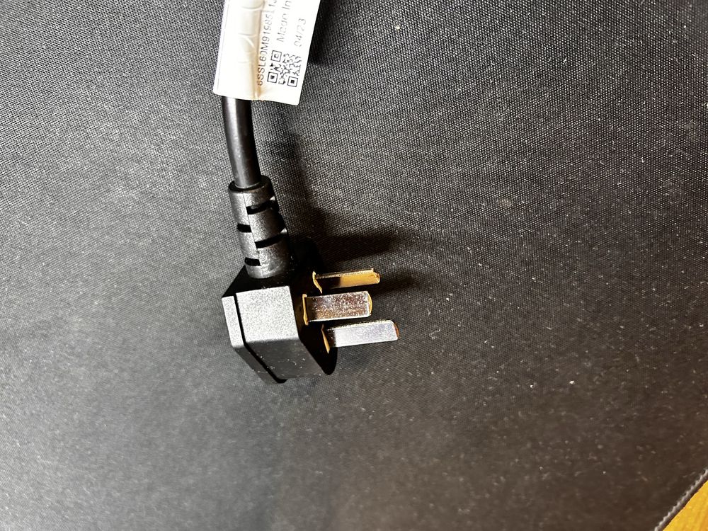 Оригінальний зарядний пристрій Lenovo 230W (Slim Tip) (блок живлення)