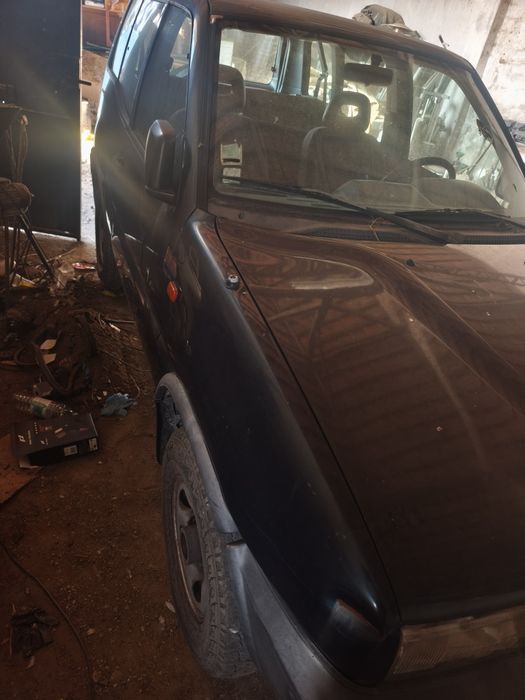 Ford Maverick / Nissan Terrano