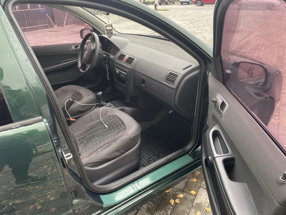 Продам Skoda Fabia 1.2