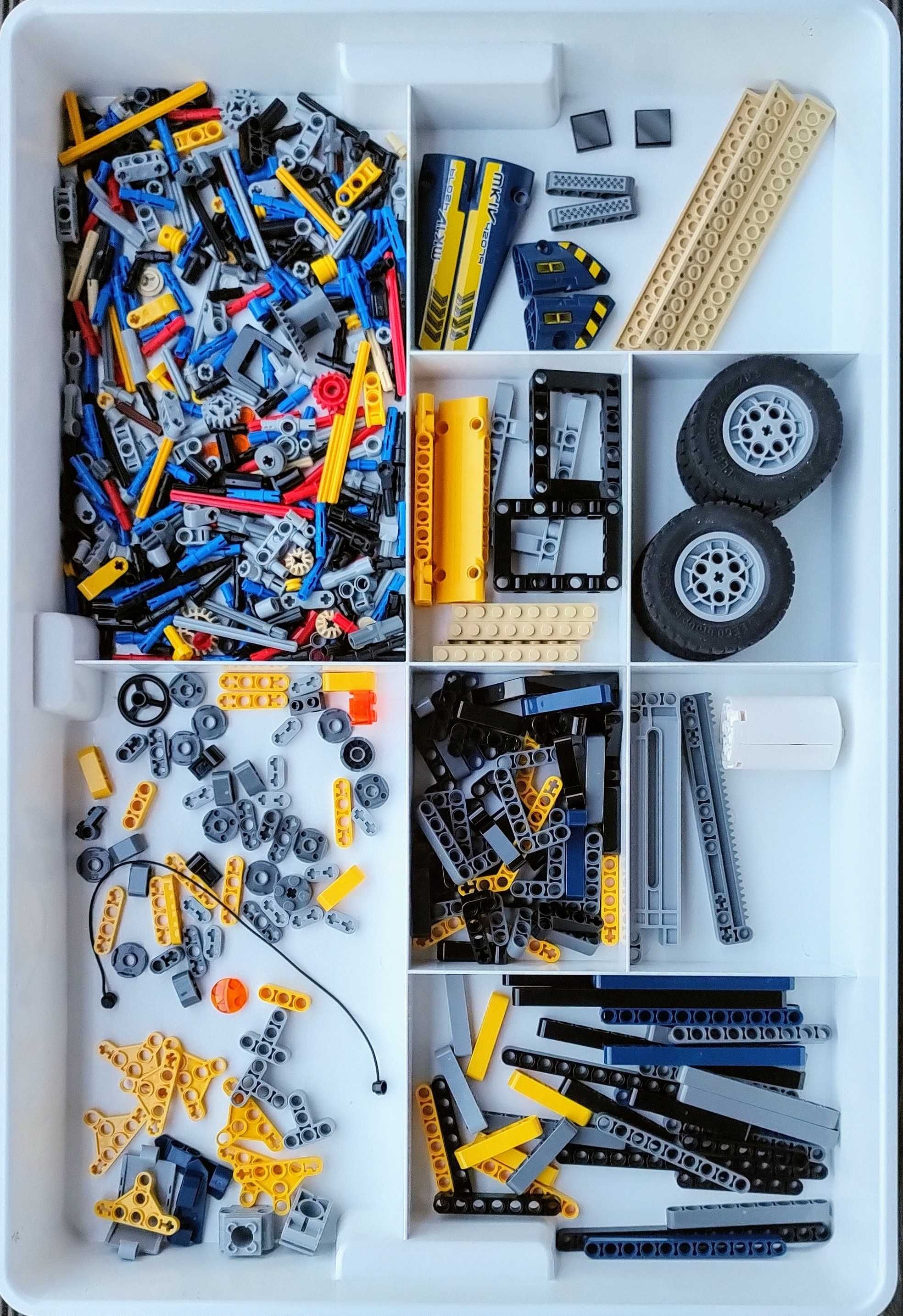 Lego Technic 42079 Wózek widłowy (100%)