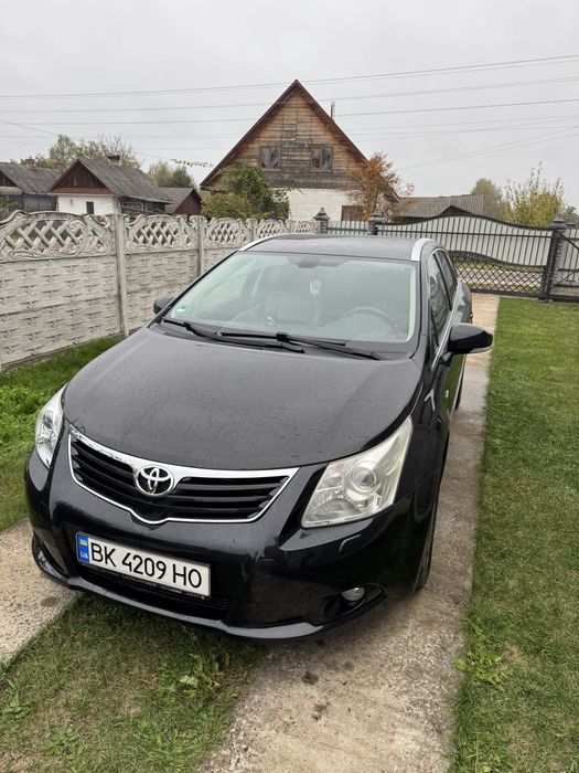 Продам Toyota Avensis
