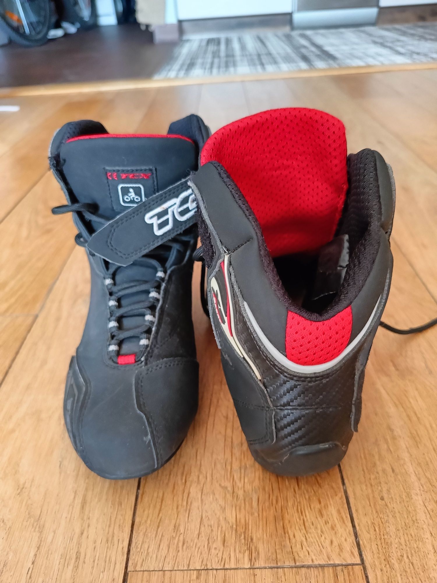 Sprzedam kurtkę motocyklową i buty motocyklowe