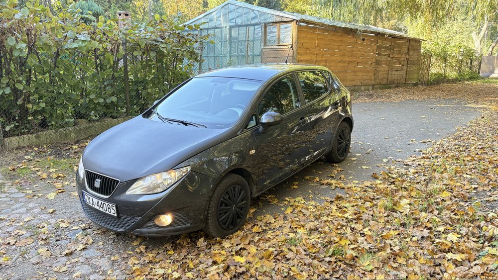 Ibiza  2009r 1.4 niski przebieg