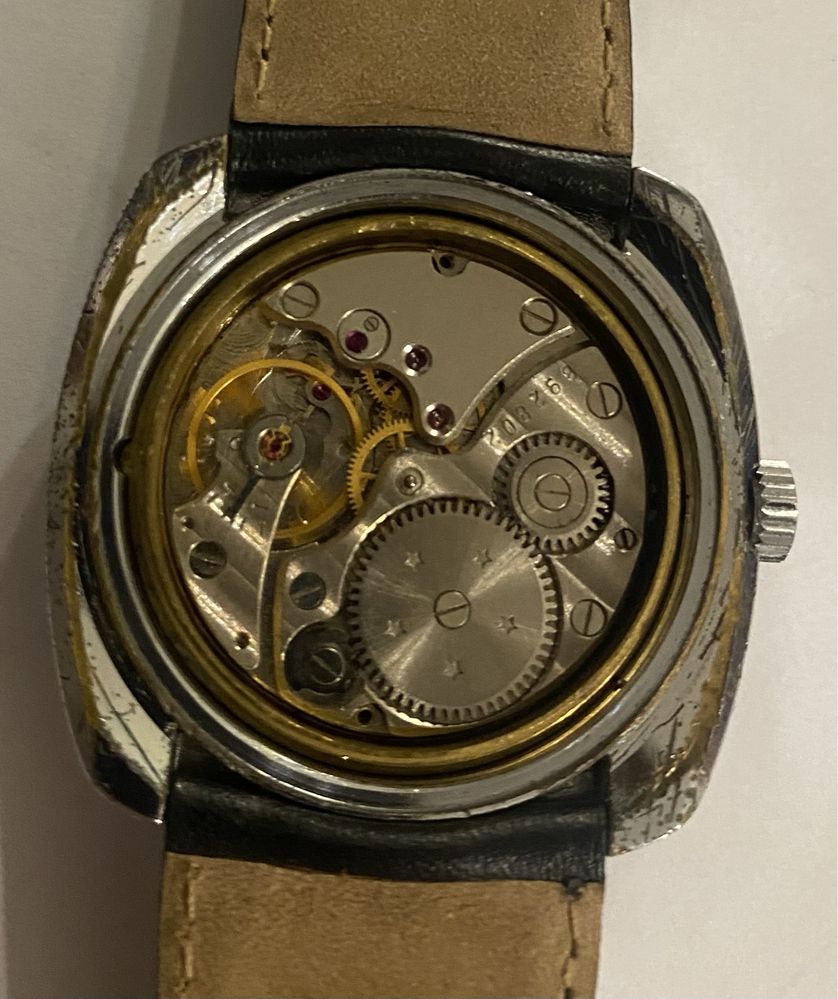 Relógio SOUMAR, mecânico antigo.