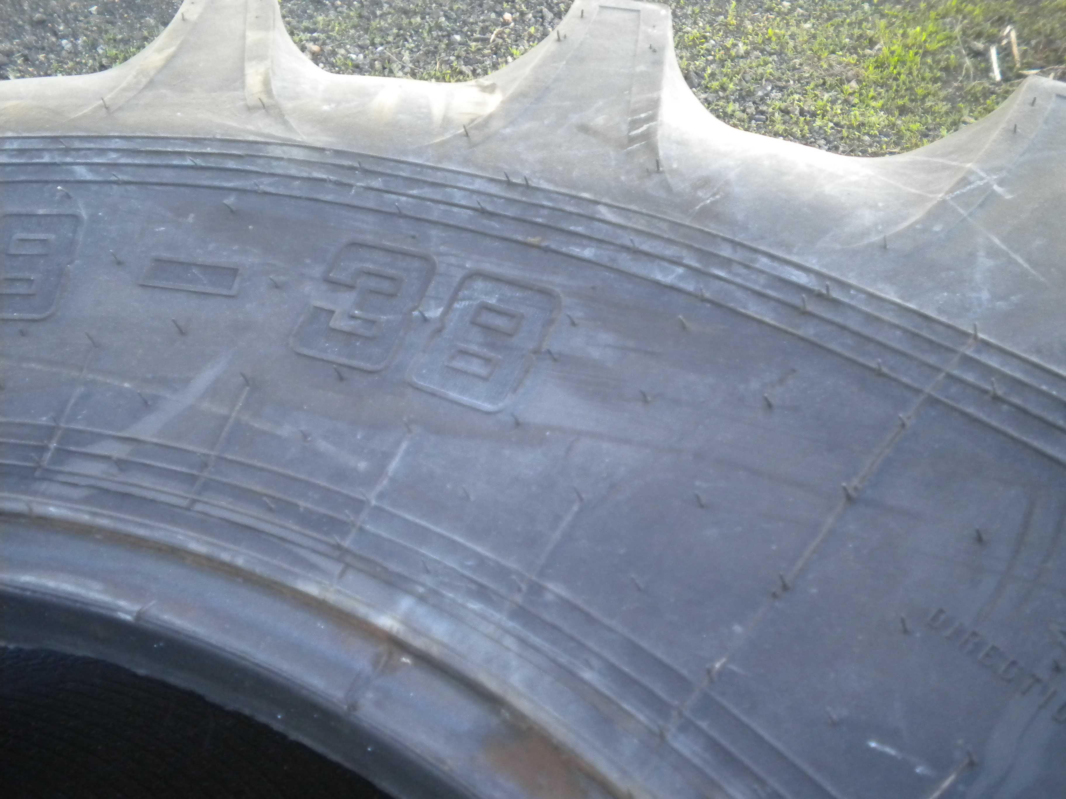 opony 520/85r38 [20.8]