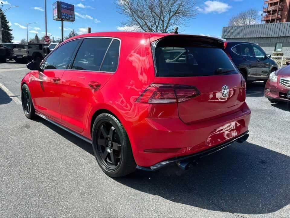 2018 Volkswagen Golf R