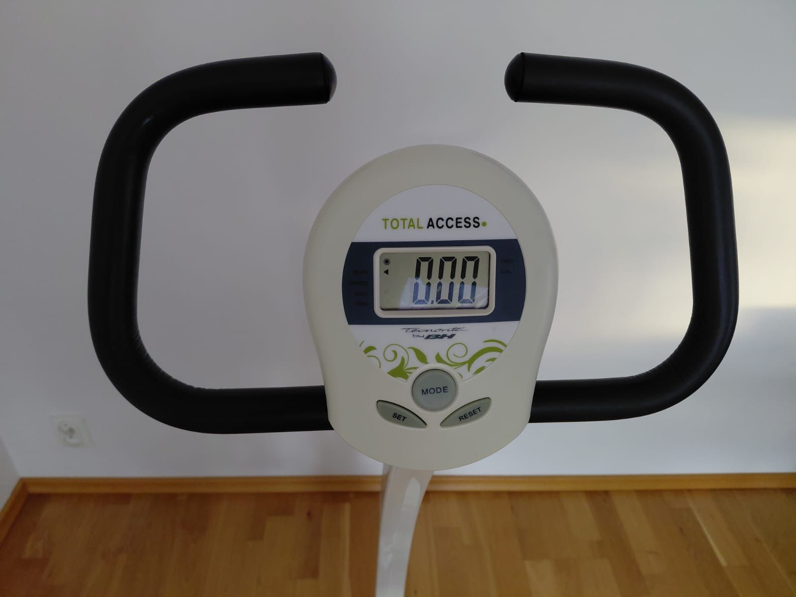 Rower stacjonarny magnetyczny Total Access YF92