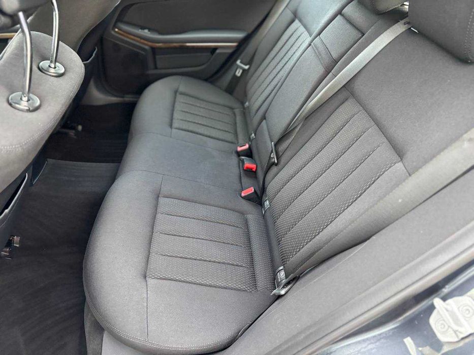Mercedes-Benz E-Class 2010, 1.8 бензин, коробка передач автомат.