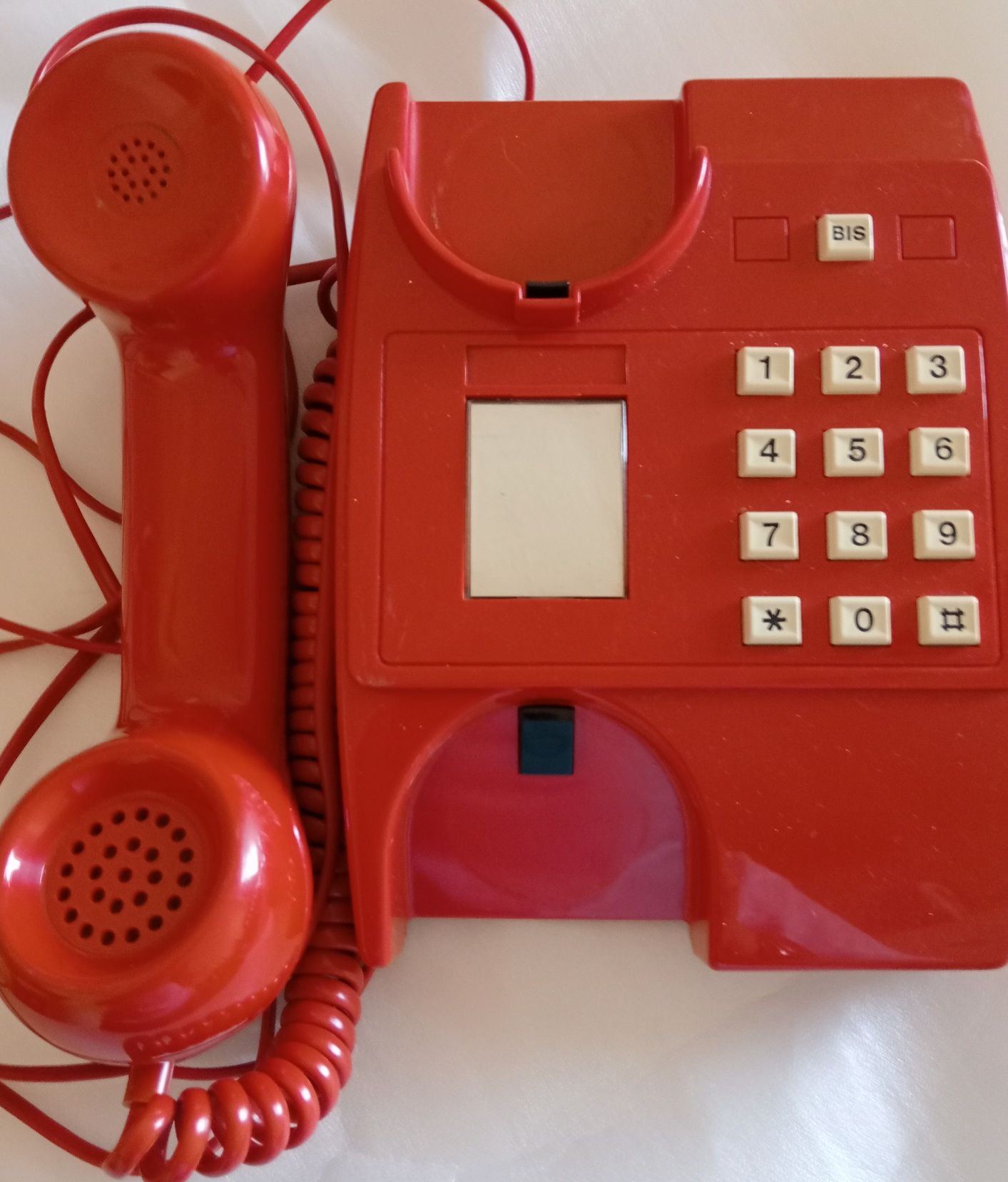 Telefone vintage preço:  25€.