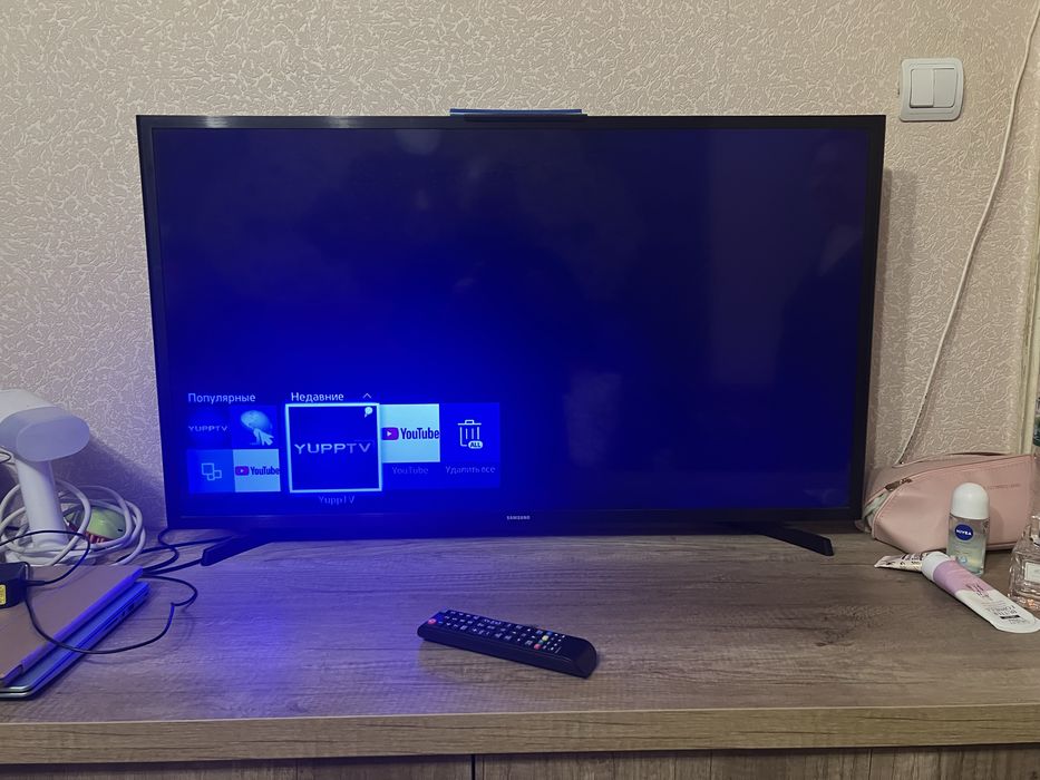 Телевізор Samsung 40” 2K