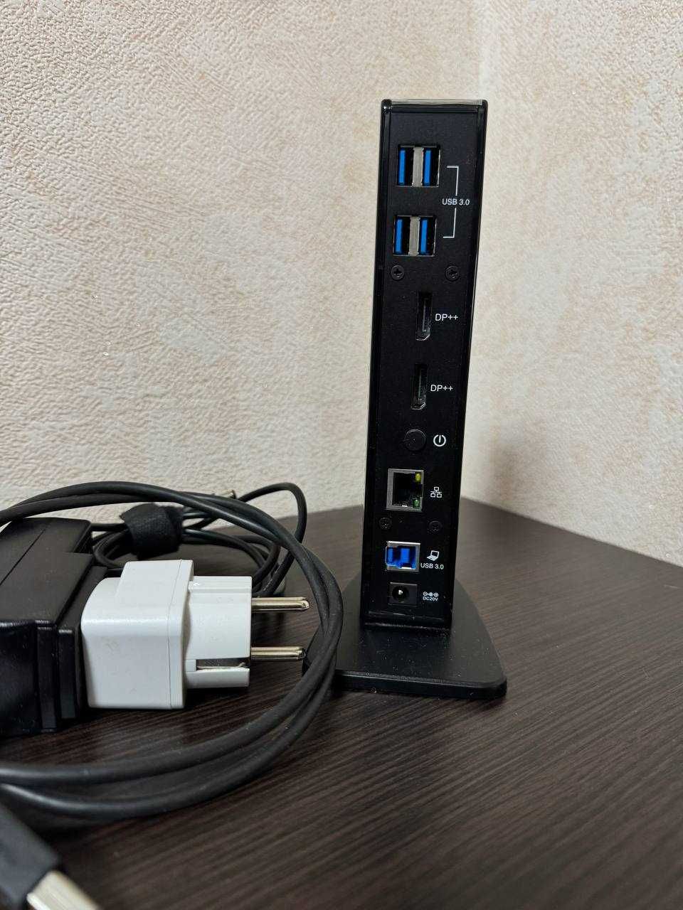 PLUGABLE UD-6950 докстанція для ноутбуків