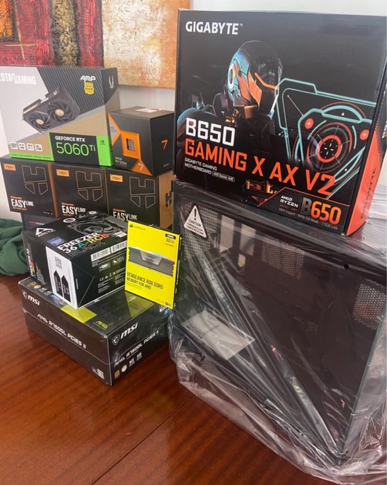 Ryzen7 7800x3D 5060 TI 16GB 32RAM