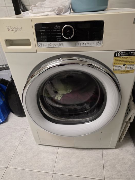 Máquina de secar roupa