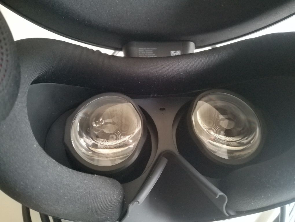 Samsung HMD Odyssey Plus VR — гарний стан, повний комплект