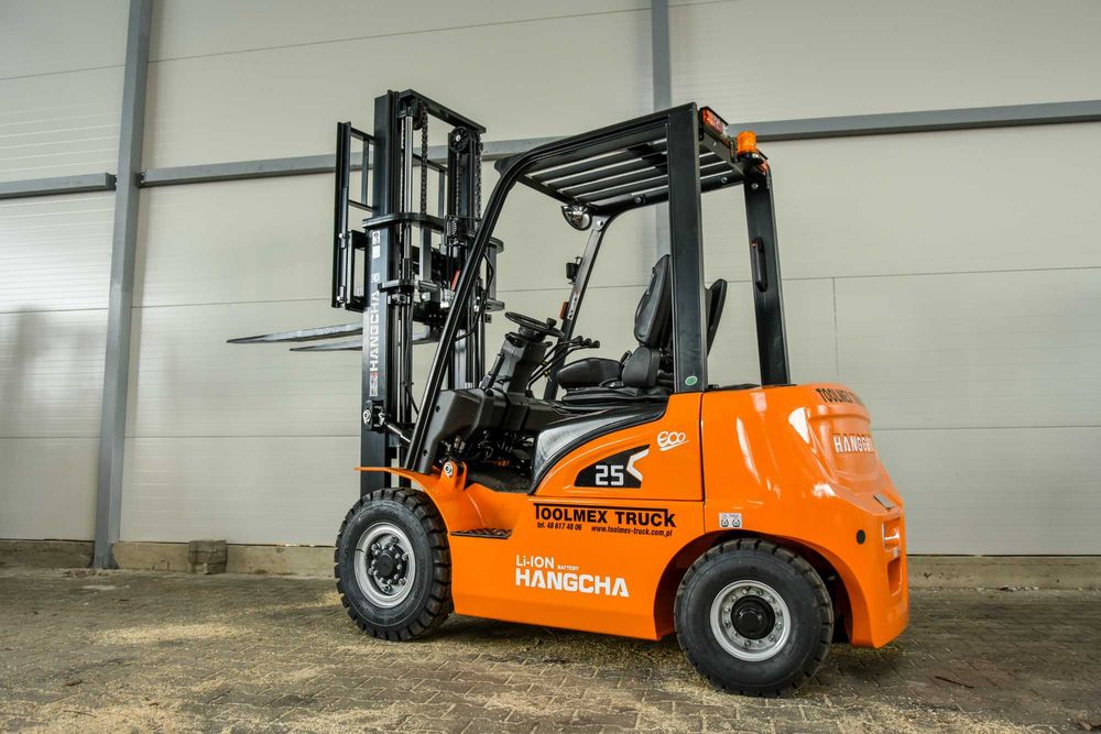 Wózek widłowy elektryk Hangcha CPD25-XEY2-SI