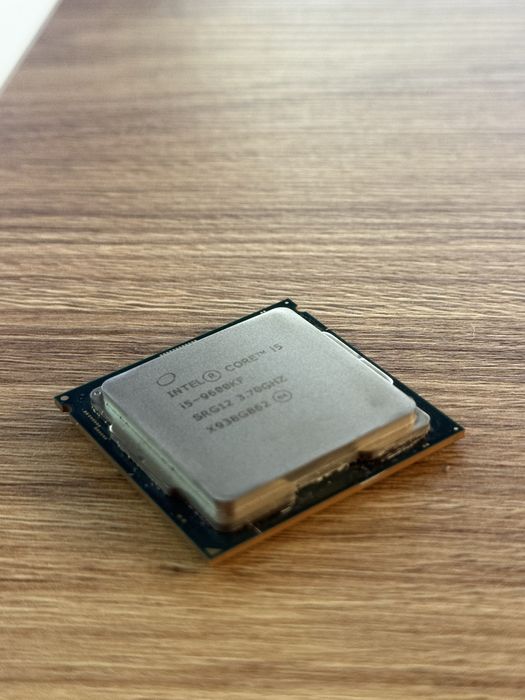 Процесор intel i5 9600KF
