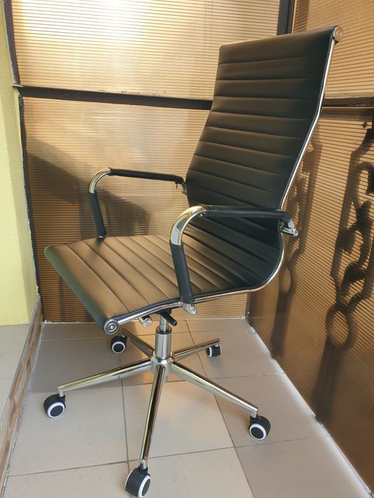 Знижка!! Офісне  крісло хром Ikea *Німеччина*