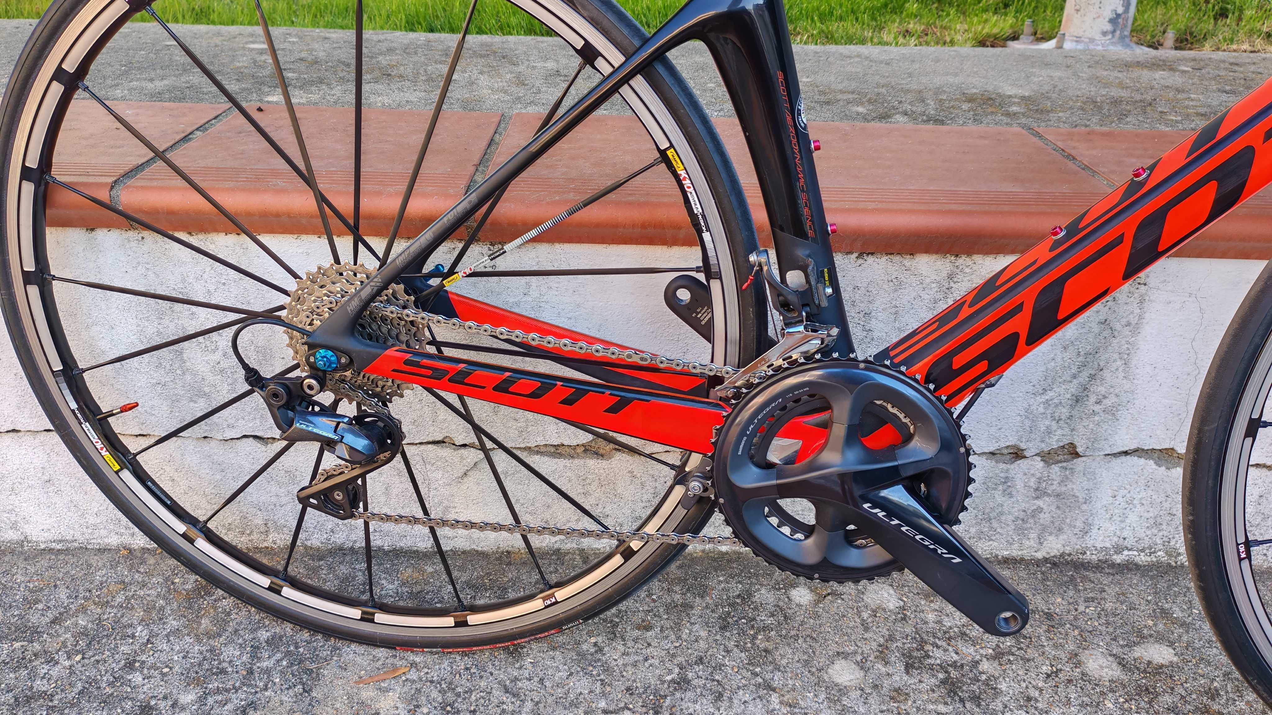 Scott Foil 20 com Mavic Ksyrium Yksion K10, Ultegra 11v (6.9 Kg)