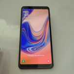 Samsung Galaxy A7 (2018) – złoty – stan bardzo dobry