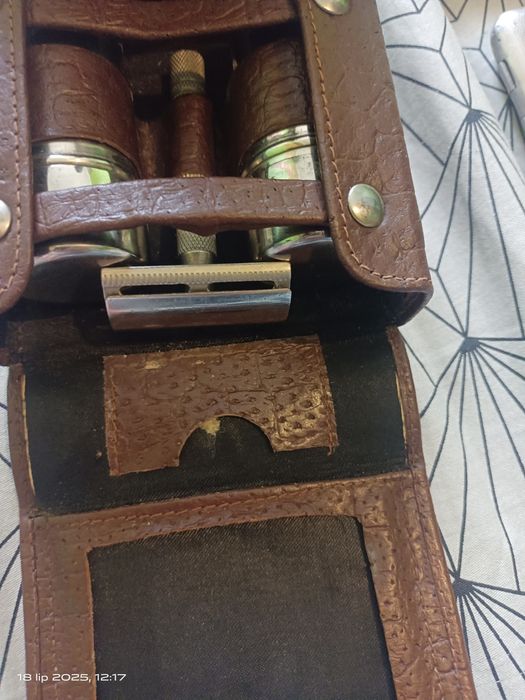 Stary zestaw do golenia