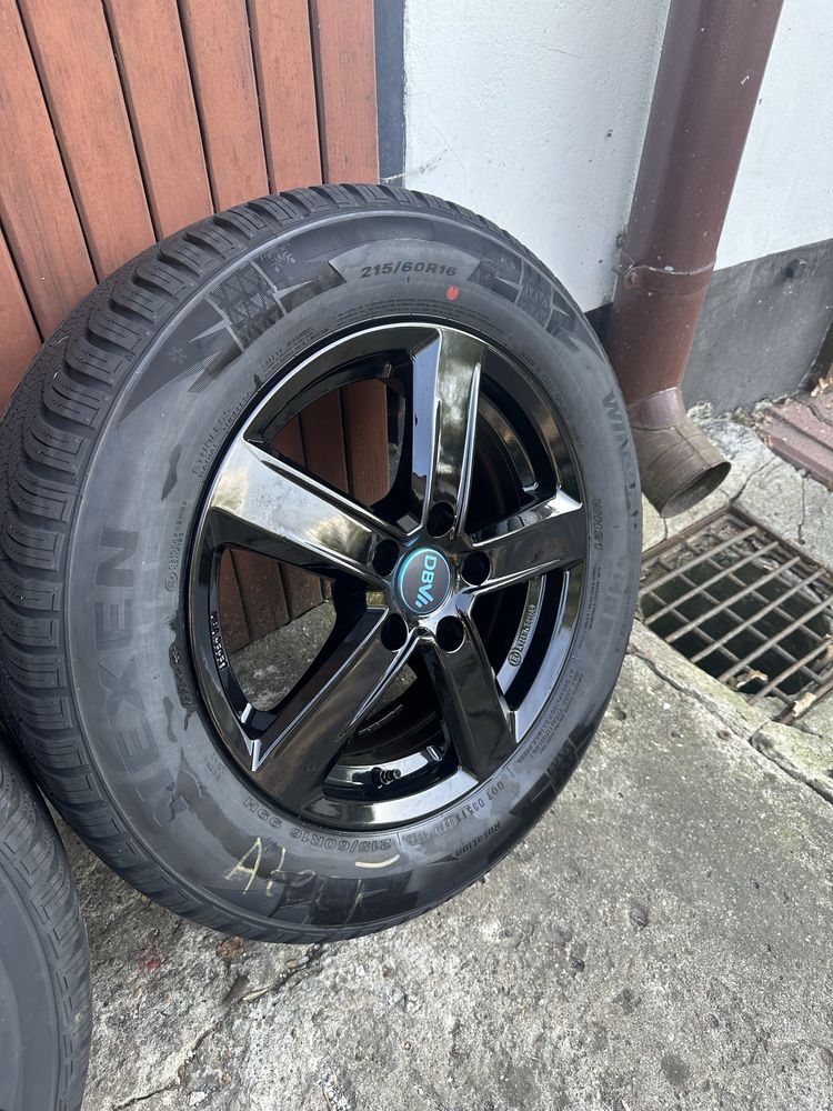 Koła felgi Vw passat 5x112 R16 opony zimowe 215/60R16 Demo