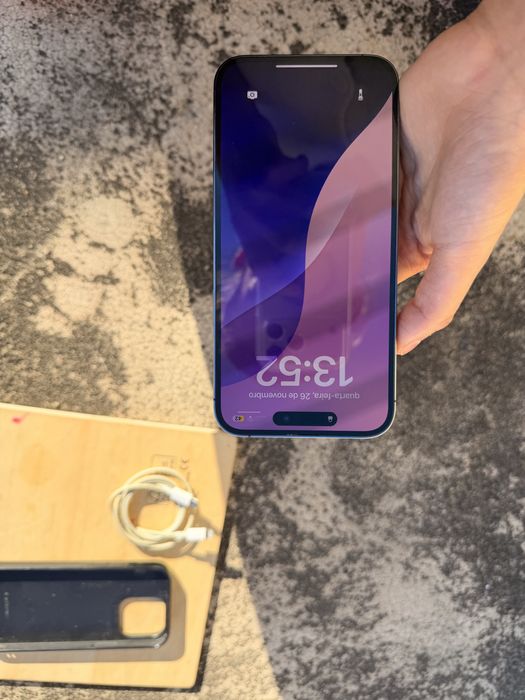 Iphone 14 pro max roxo