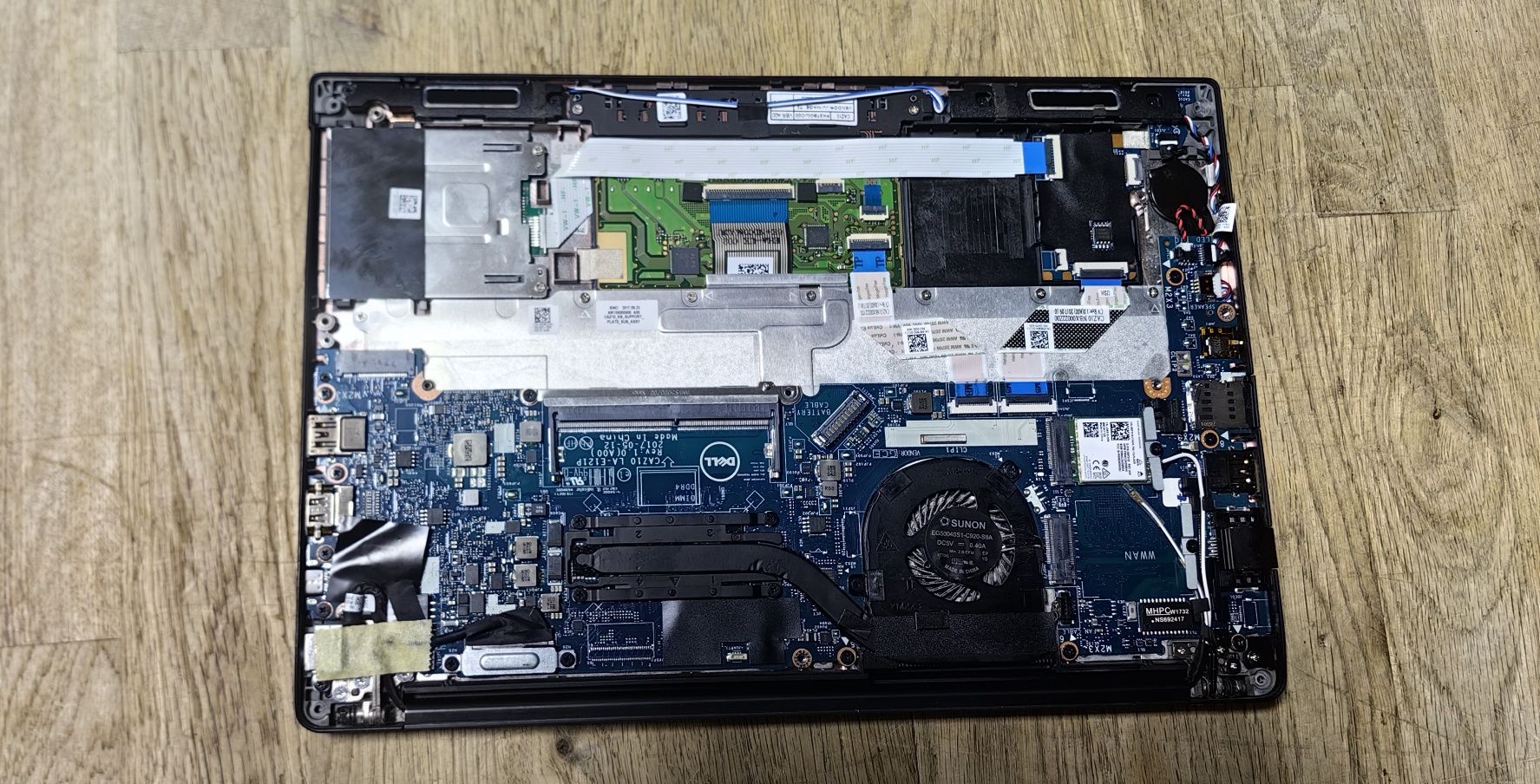 Ноутбук Dell 6(E7280)/i5-7300U/Ram No/SSD No