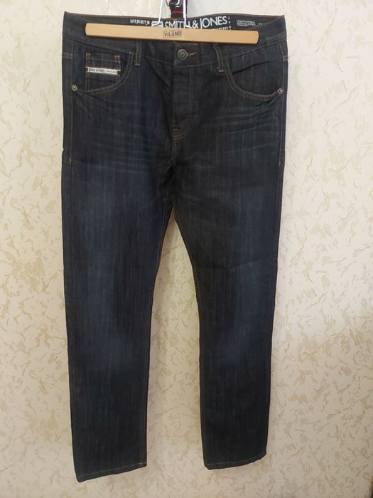 Джинсы,синие  Smith Jones
SMITH & JONES
SMITH & JONES